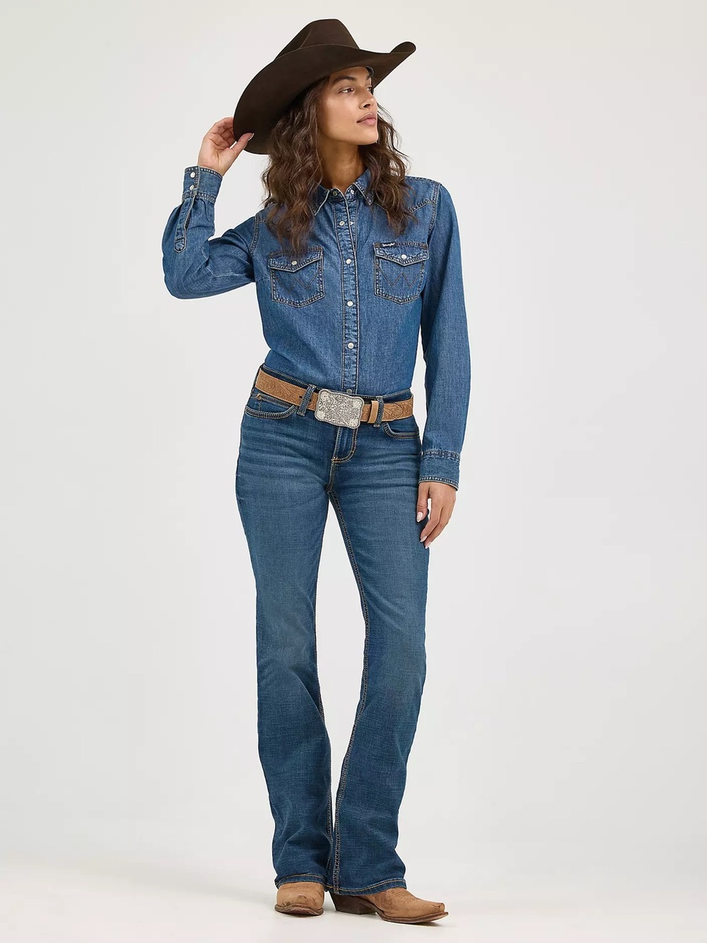 Wrangler Retro Mae Mid Rise Bootcut Jeans in MS Wash